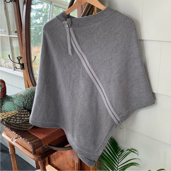 HOLD ALL ITEMS - Picture 7 of 10